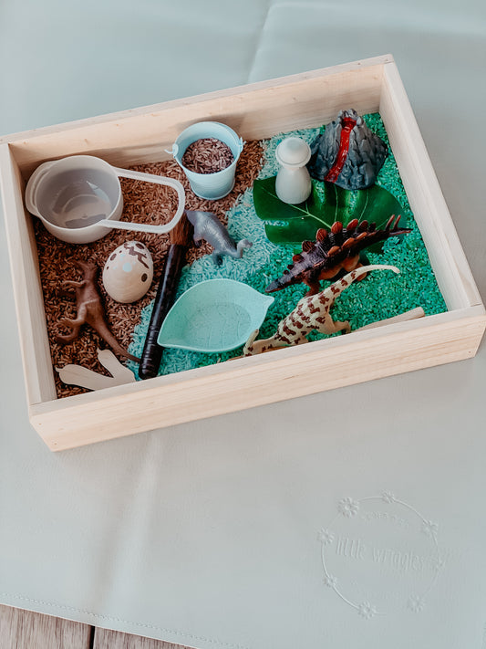 Dinosaur world sensory bin - Toddler safe!