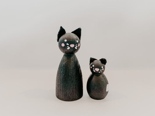 Halloween collection : Hattie & Tabitha black cat peg dolls