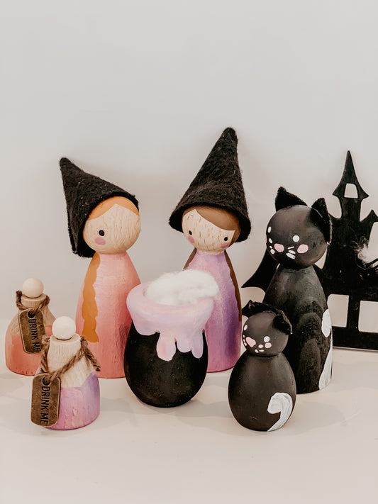 Halloween collection : Ettie & Aggie the witch peg dolls