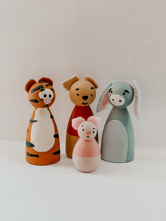 Winnie the Pooh hand painted peg dolls set 2( 4 main characters)