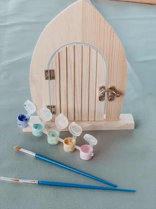 Kids Craft kit: paint a wooden fairy door