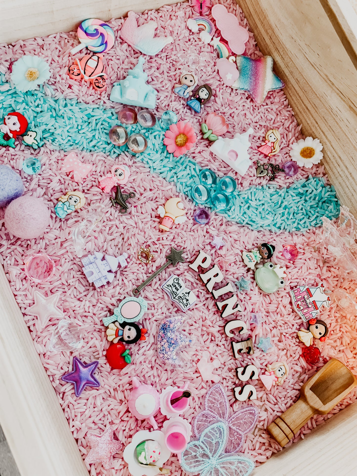 Princess Kingdom sensory kit