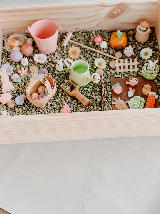 Easter Collection: Little bunny garden sensory kit