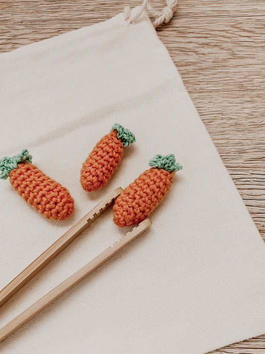 Mini crochet carrots loose parts